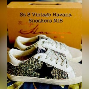 New in box Vintage Havana shoes size 8.